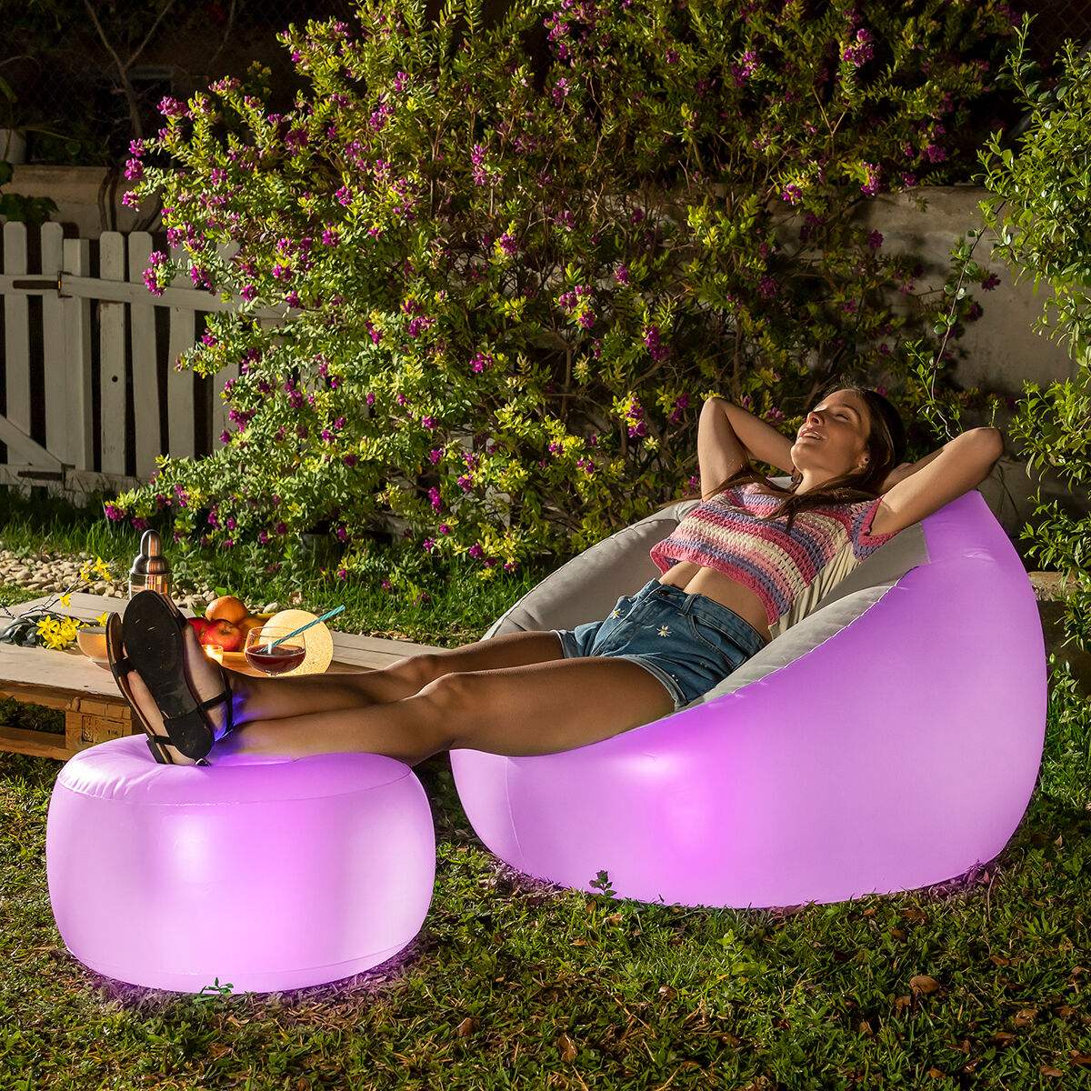 Fauteuil Gonflable avec LED Multicolore et Télécommande Chight InnovaGoods