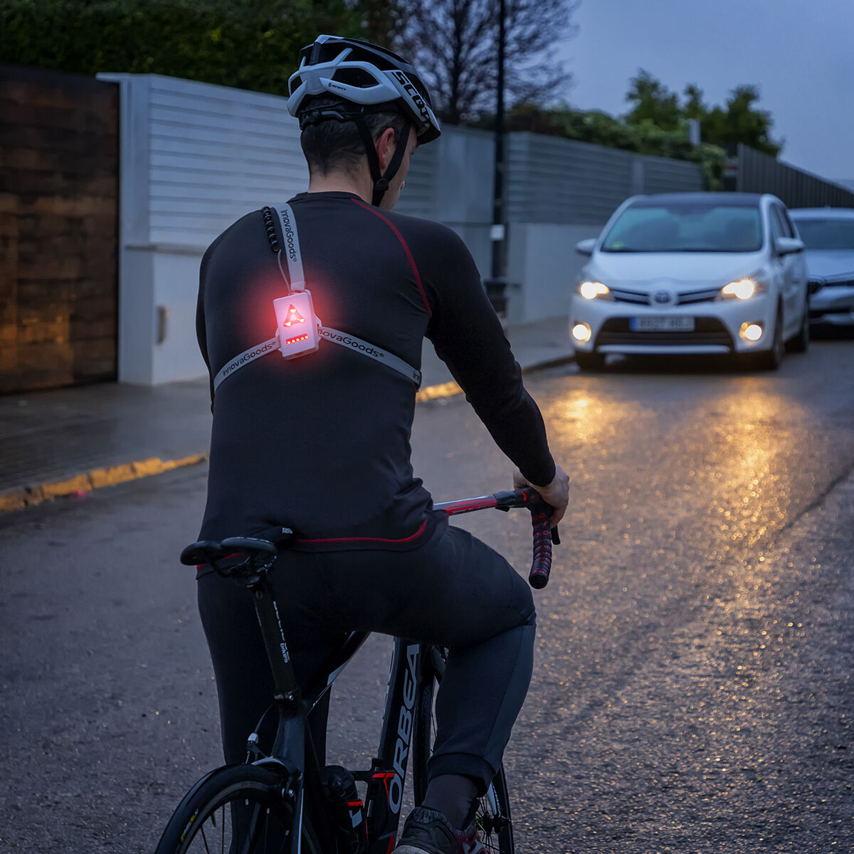 Sportgurt mit LED-Leuchten Safelt InnovaGoods